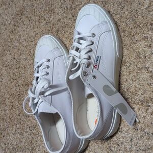 New - Superga Leather- 41 - Never worn. NWT